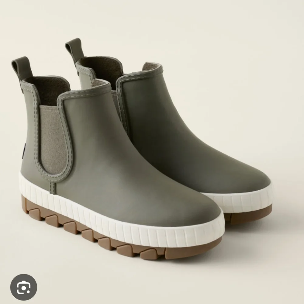 Sperry Torrent Chelsea Rain Boots Green - Picture 1 of 8